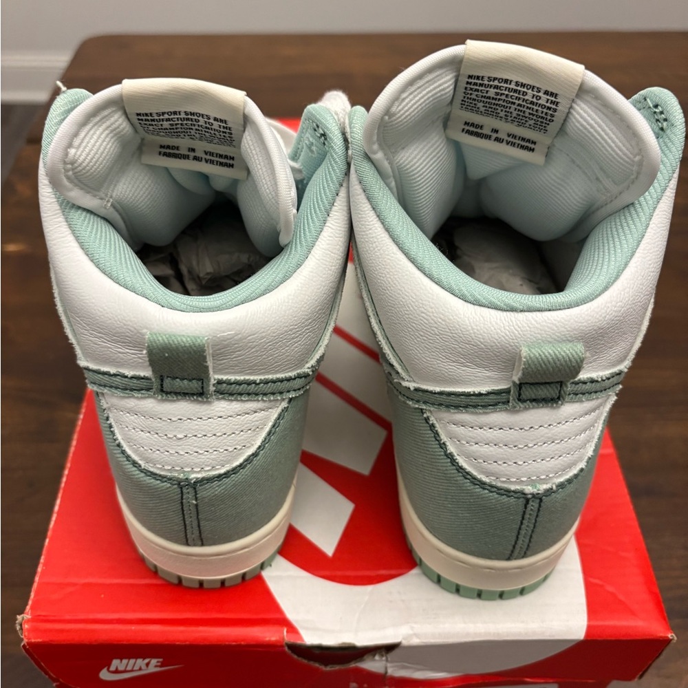 Nike Dunk High in Mint and White - Picture 6 of 6